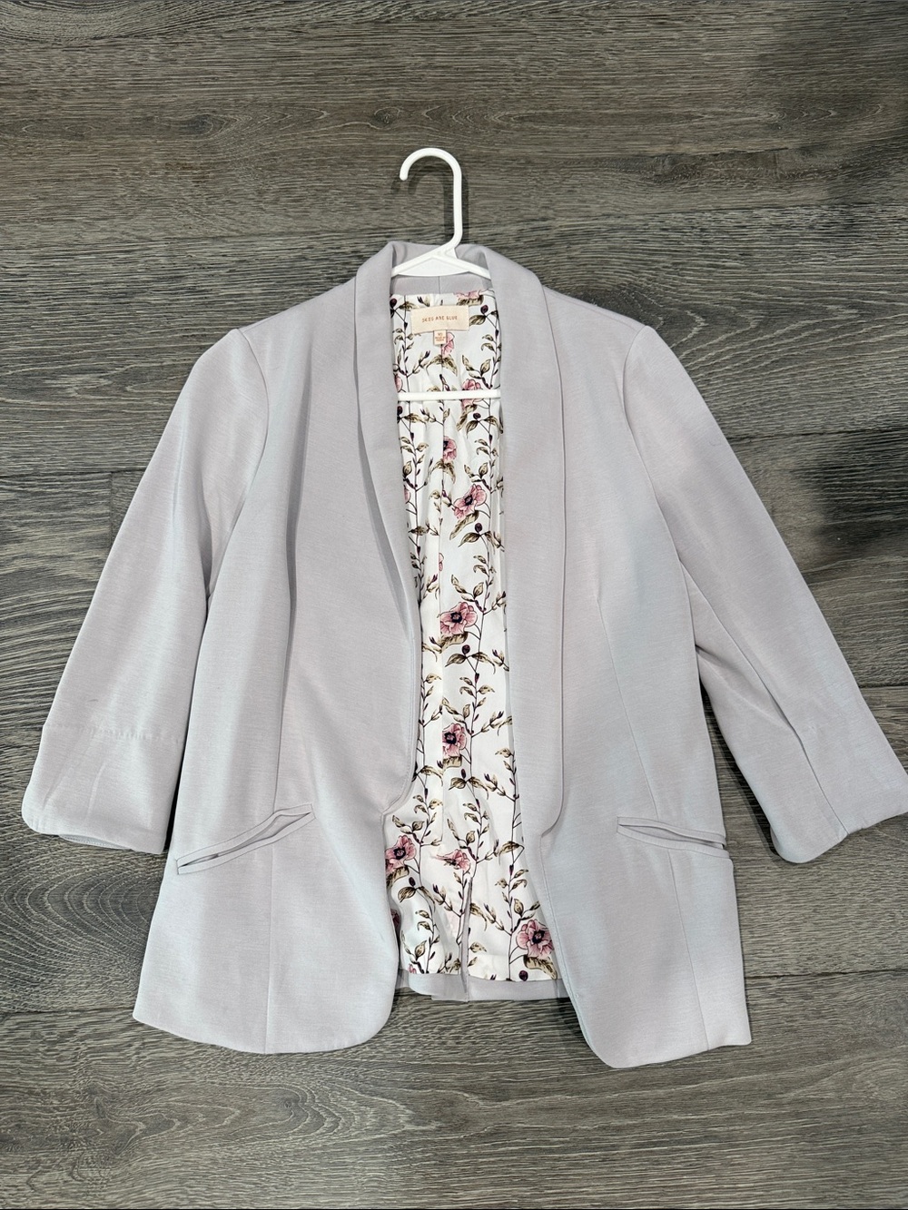 Skies Are Blue Light Gray Open-Front Blazer with Floral Lining